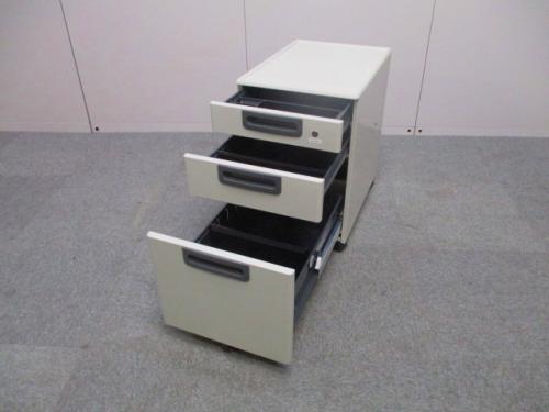 【先行販売】【プラス】 LA 平デスク + 3段ワゴン セット/EC000EV0085