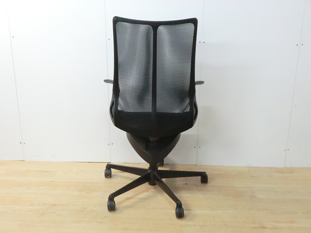 OAチェア肘有 オカムラ レオパード ブラック/0000473-1