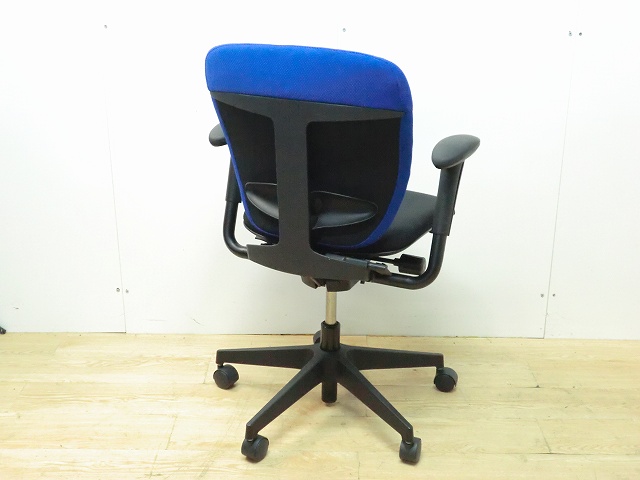 OAチェア 肘有 イトーキ プラオ