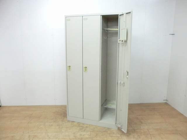 ロッカー3人用 オカムラ FZ ニューグレー/0004781-1