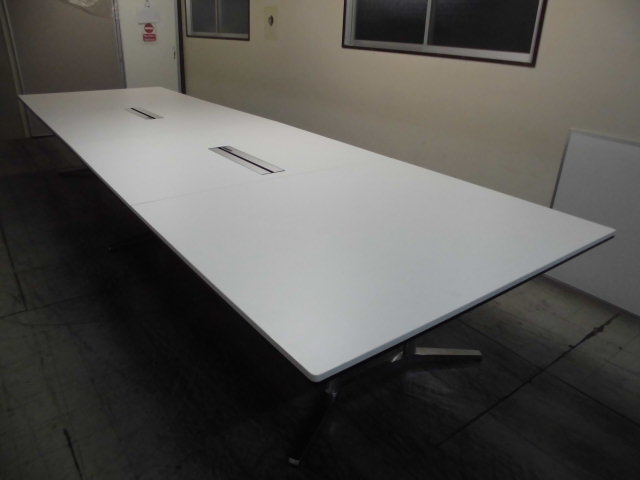 大会議テーブル ( オカムラ ) ホワイト / ラティオ2/0-200000004963-1