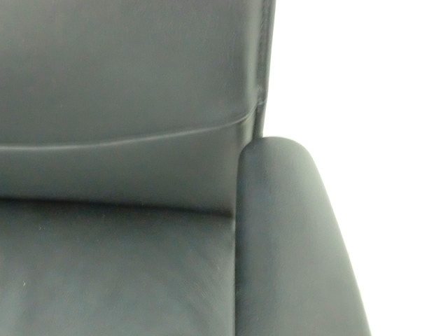 役員用チェア オカムラ ブラック/0-200000005558-1