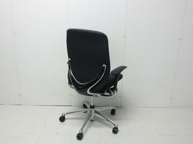 ゼファー ( オカムラ ) ブラック / 肘有/0005709-1