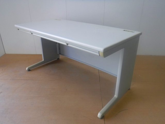 平デスク ( オカムラ ) ニューグレー / 幅1400 //0005982-1