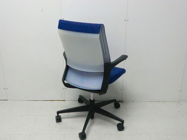 M4 チェア ( コクヨ ) ブルー / 肘有/ 0006515-1