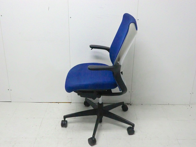 M4 チェア ( コクヨ ) ブルー / 肘有/ 0006515-1