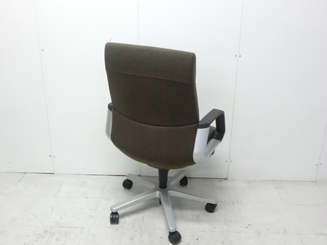 コクヨ / 320シリーズ / ブラウン / 役員チェア