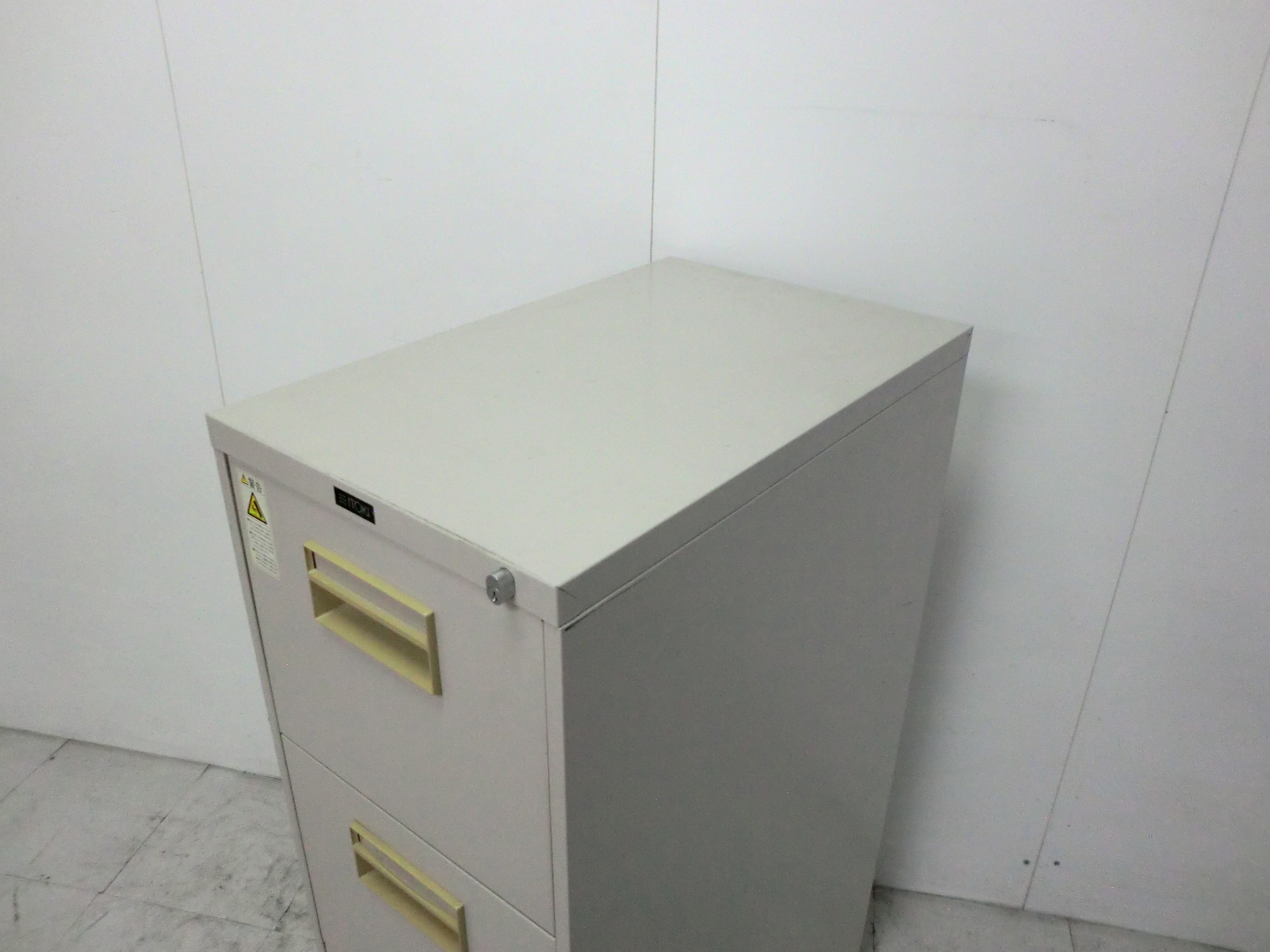 イトーキ/ニューグレー/3段ファイルキャビネット/ 0009176-1