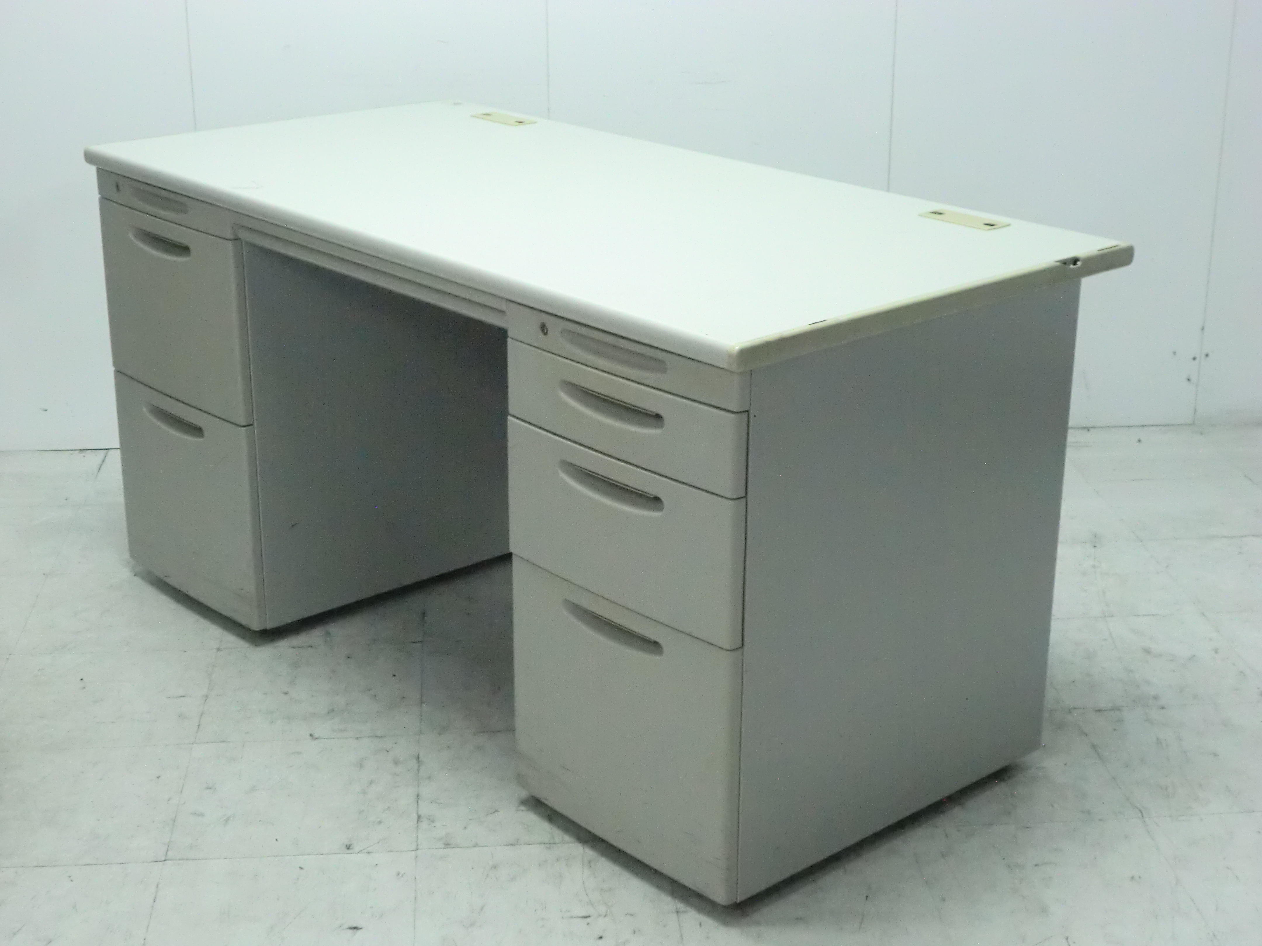 両袖デスク ( オカムラ ) ニューグレー / SD-V/0009223-4