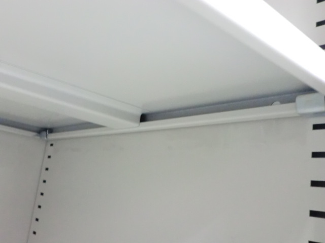 オカムラ/ニューグレー/42/上下連結書庫