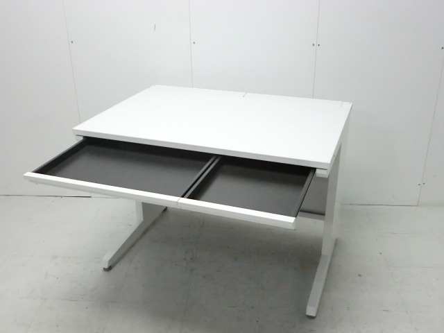 平デスク ( オカムラ ) ホワイト / アドバンス/0009583-1