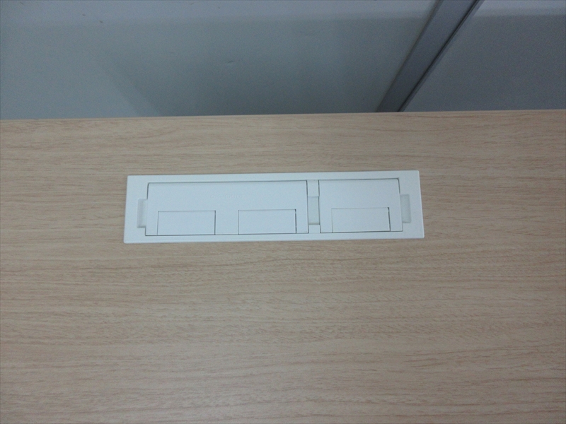 オカムラ/ スイフト / 木目調 /電動 昇降デスク/0009644-1