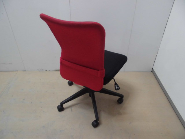 OAチェア(その他)レッド/肘無// 0010563-1