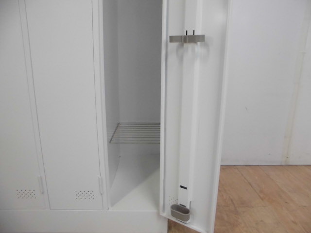 4人用ロッカー (コクヨ) / ホワイト / LK/0010705-1