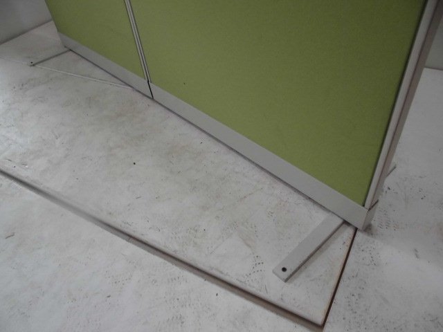 プラス / ライトグリーン / 幅2000 / 2連衝立