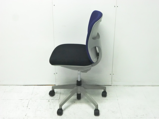 バルチェ ( イナバ ) ブルー / 肘無し/ 0012815-1