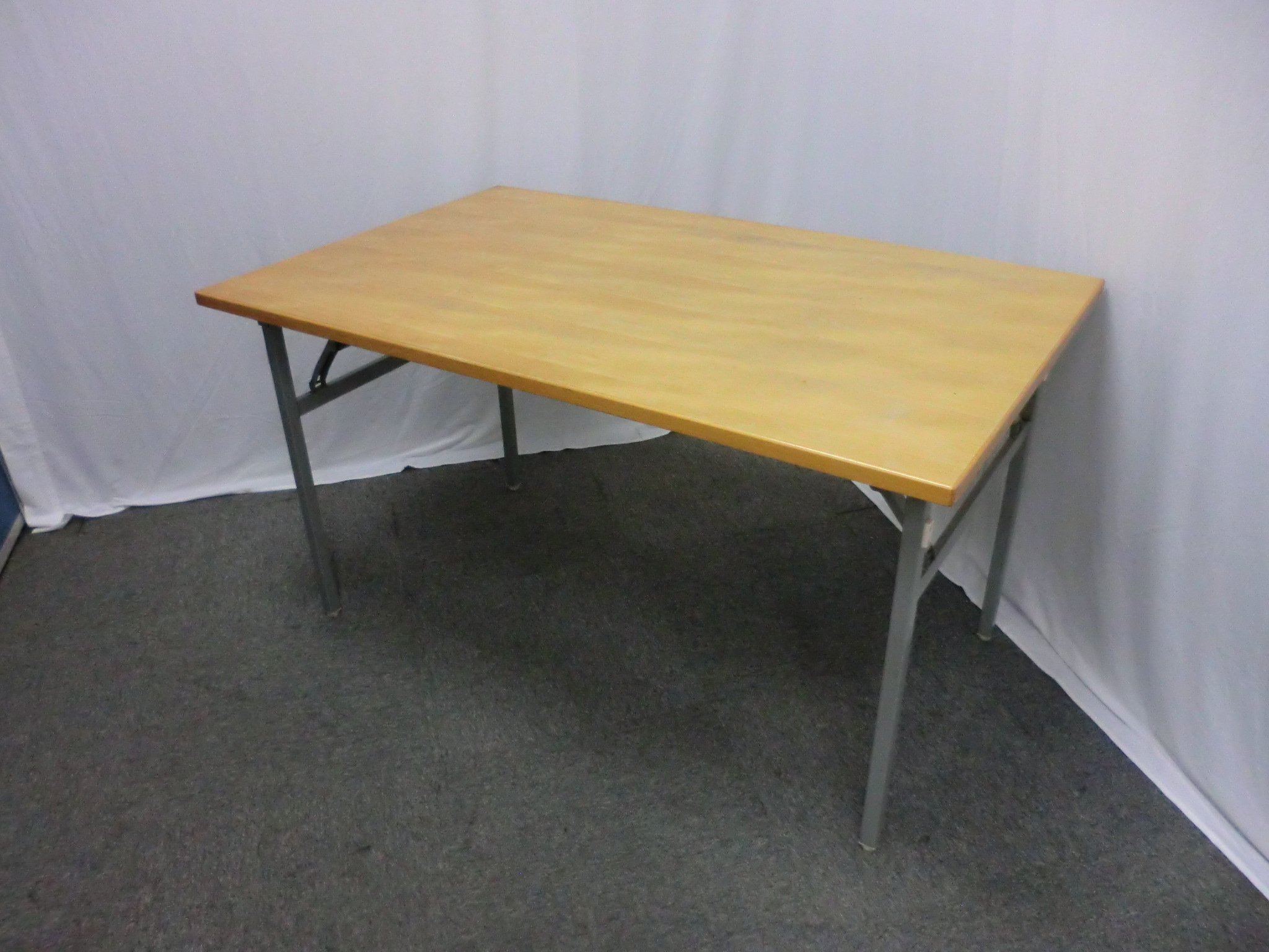 折り畳みテーブル/0-200000013148-1