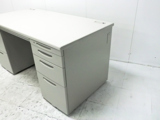 オカムラ / SD/ ニューグレー /両袖デスク/0013931-1