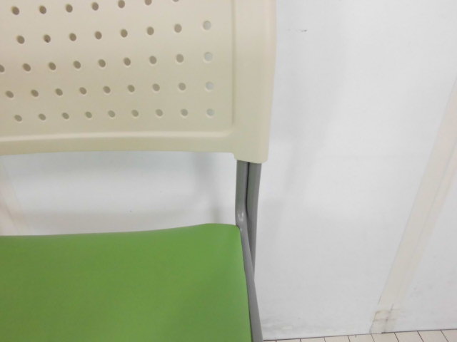 チトセ/グリーン/【中古】スタッキングチェア