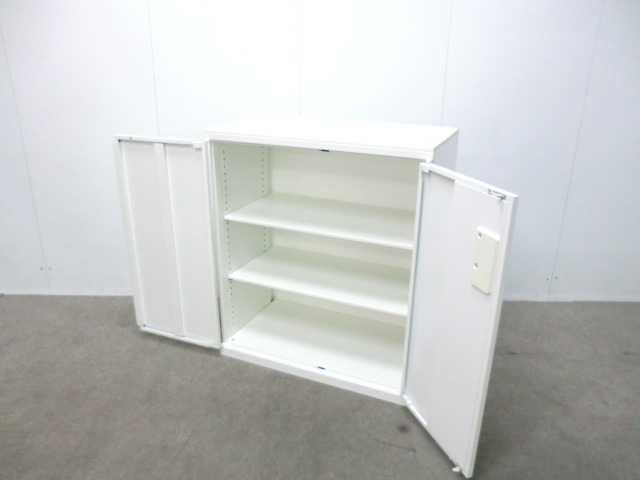 オカムラ/SA/ ホワイト / 【中古】 両開きキャビネット