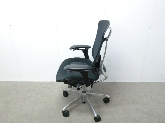 オカムラ / コンテッサ / ブラック / CM91AB FBH1 【中古】 OAチェア肘有り