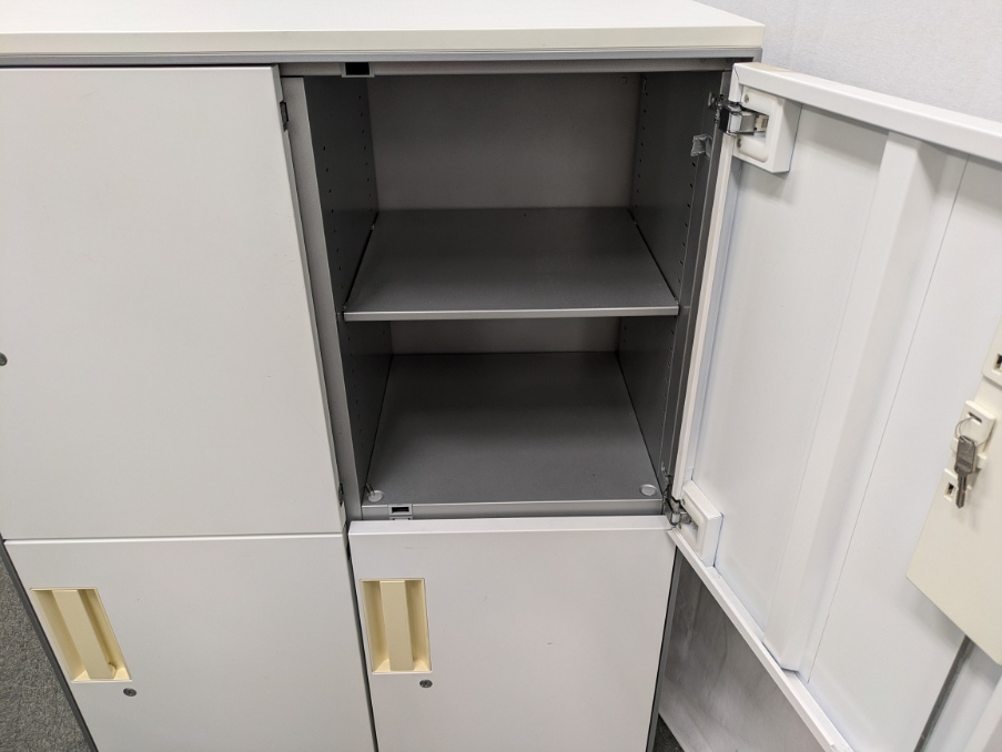 コクヨ/ UFX/ホワイト/ 【中古】 BWZ-R469P81N 4人用パーソナルロッカー/