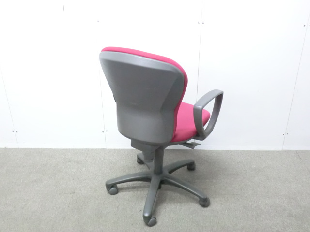 コクヨ / レグノ / レッド / 【中古】 OAチェア肘有/ 0015551-4