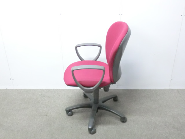 コクヨ / レグノ / レッド / 【中古】 OAチェア肘有/ 0015551-4