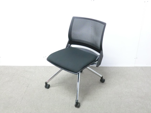 オカムラ/クリール / ブラック / 【中古】 カートチェア