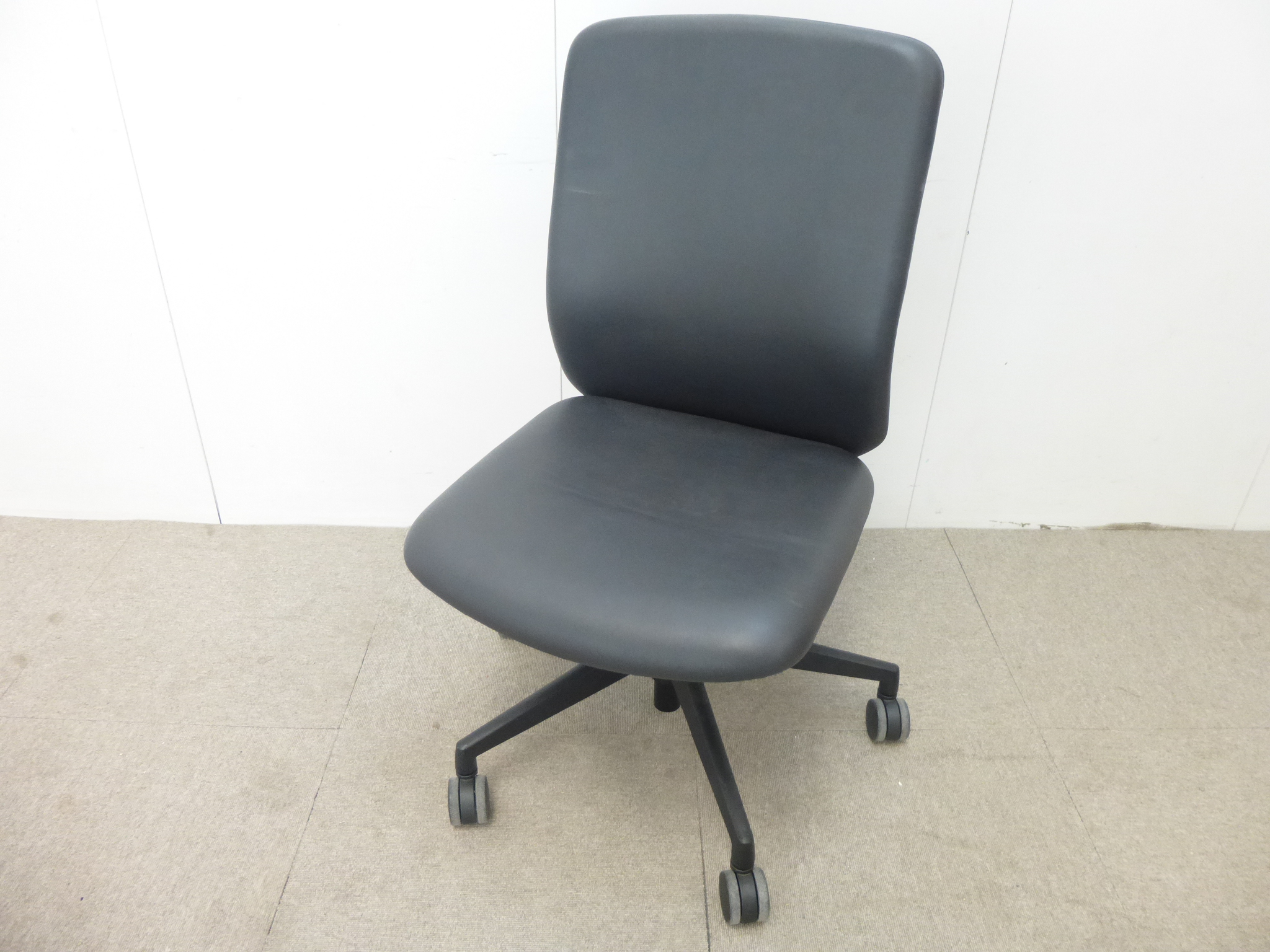 ウチダ/ブラック/KRENE/OAチェア【中古】肘無