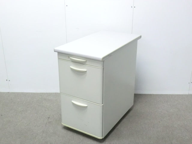 クロガネ / ニューグレー / 【中古】 3段脇机