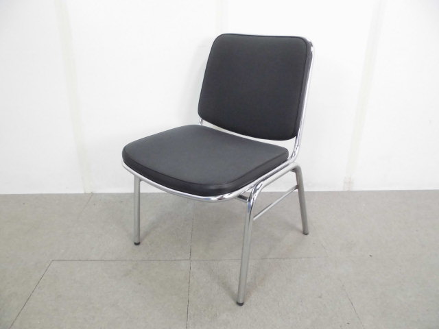 イトーキ/グレー/スタッキングチェア/【中古】