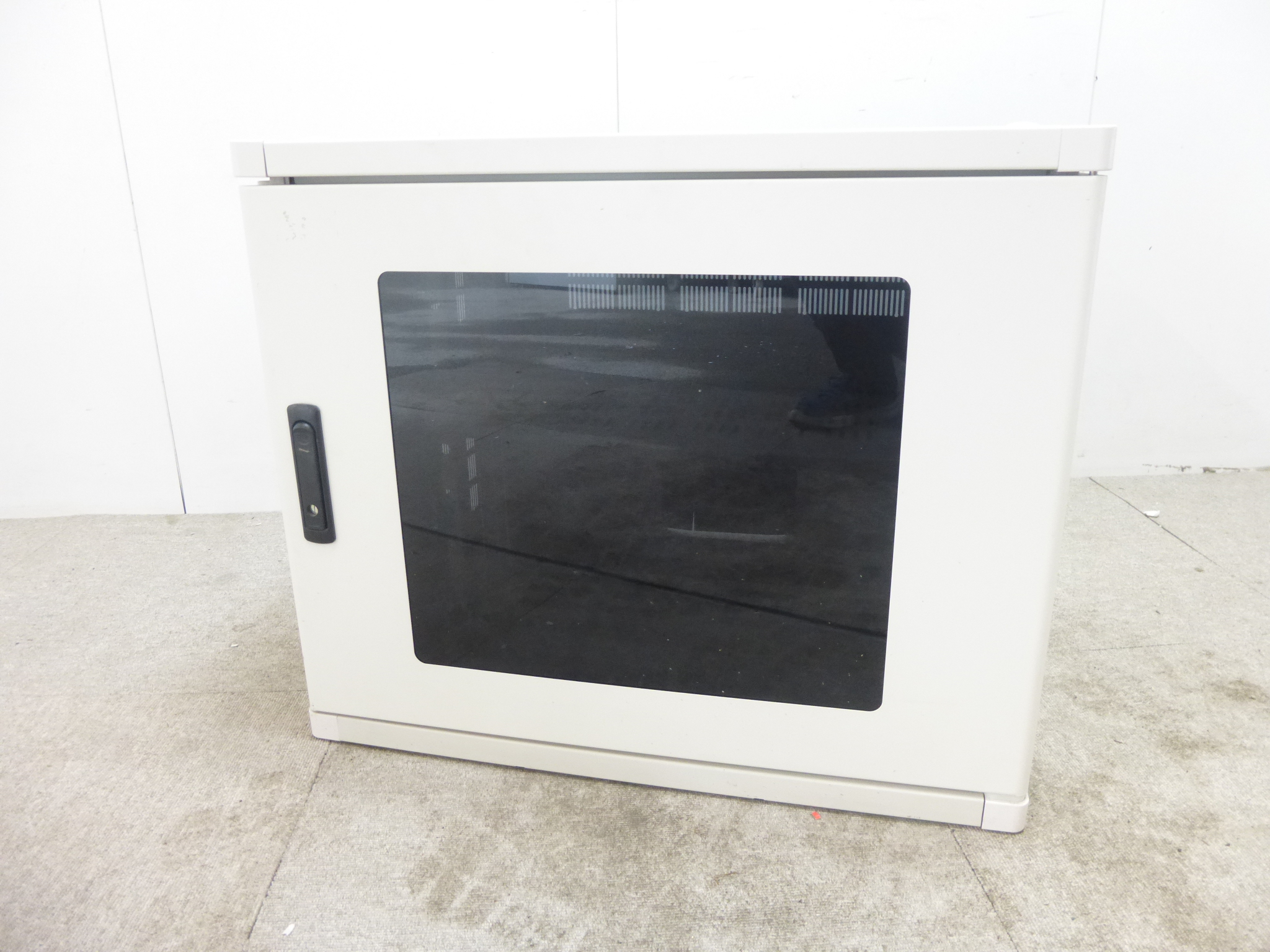 日東工業/ホワイト/サーバーラック/【中古】