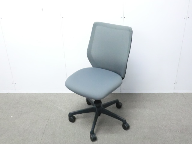 オカムラ / CG-M / グレー / CG11ZR-FZK2 【中古】 OAチェア肘無し