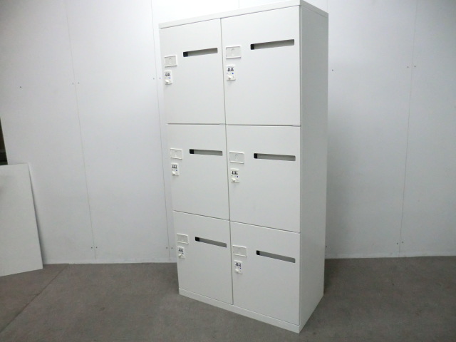 オカムラ / ホワイト / 【中古】 6人用メールロッカー
