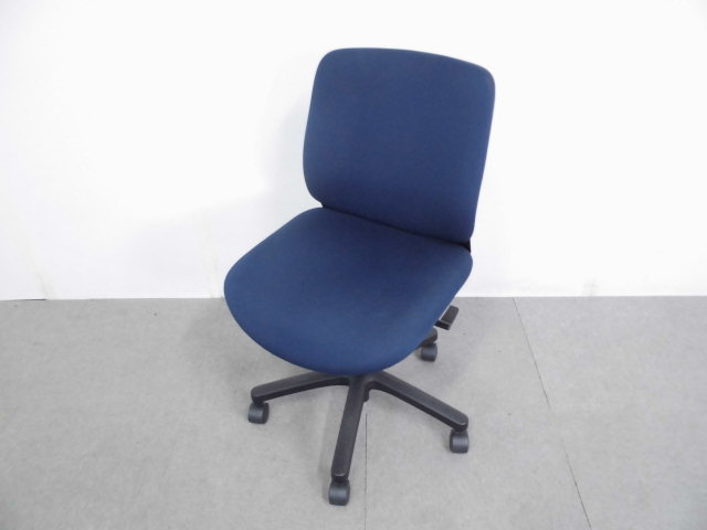 イトーキ / トルテ / ダークブルー / OAチェア肘無し