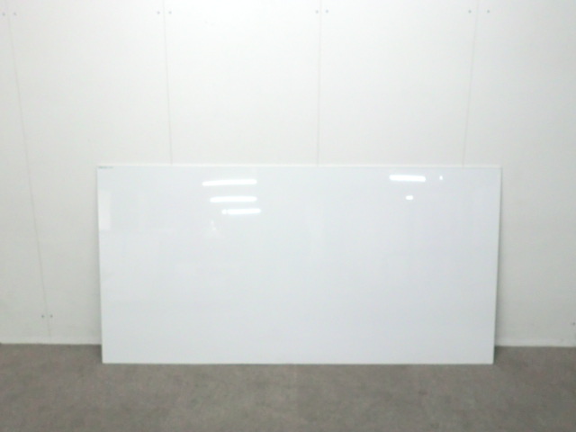 壁掛けホワイトボード / ホワイト 【中古】