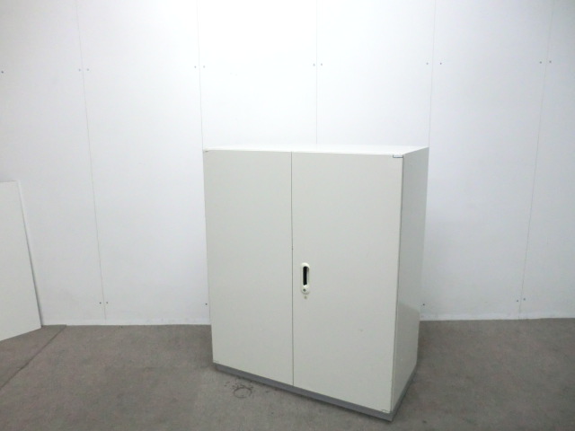 プラス / ホワイト / 【中古】 両開きキャビネット