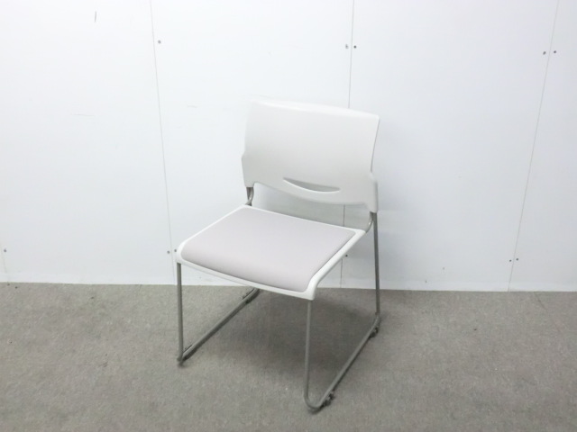 ウチダ / ライトグレー / 【中古】 スタッキングチェア