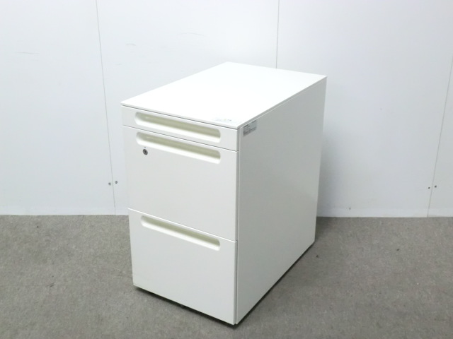 クロガネ / ホワイト / JD-E046M-C 【中古】 3段ワゴン