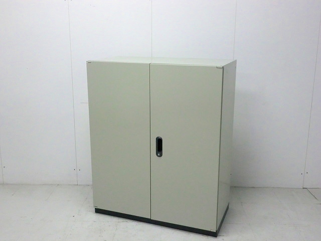 両開きキャビネット ( プラス ) ニューグレー / リンク