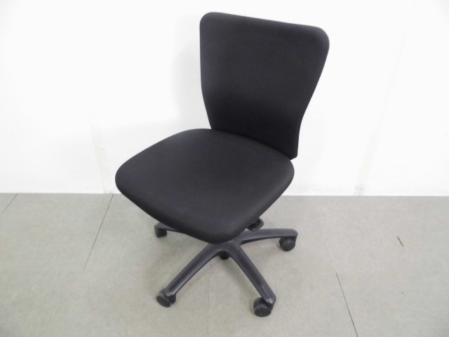 カロッツァ / オカムラ / OAチェア / 肘無し