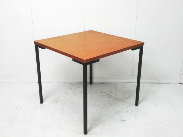 角テーブル / 木目調