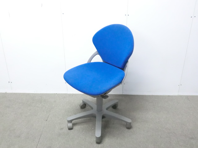 プレーゴ / ブルー / 【中古】 OAチェア肘無