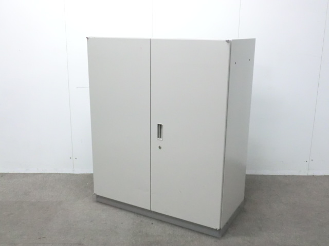 イトーキ/シンライン/ニューグレー/【中古】両開きキャビネッ