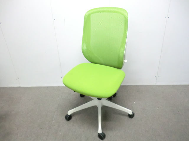 オカムラ/シルフィ/ ライトグリーン / 【中古】OAチェア