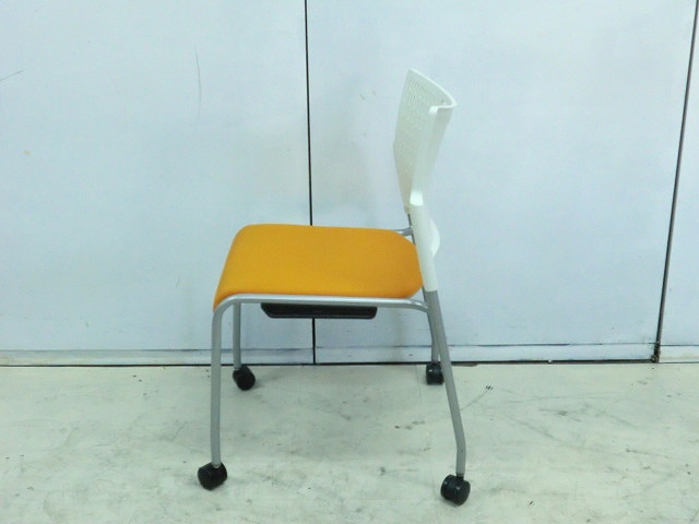 オカムラ/オレンジ/70173/カートチェア