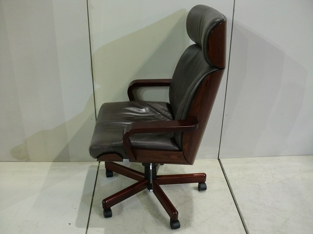 役員チェア イトーキ R-1タイプ 71896/0-200001002937-1