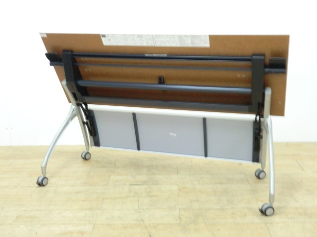 フォールディング イトーキ ホワイト 74172/0-200001003331-1