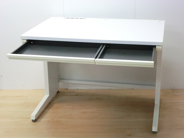 平デスク オカムラ アドバンス ホワイト 74167/1003439-1